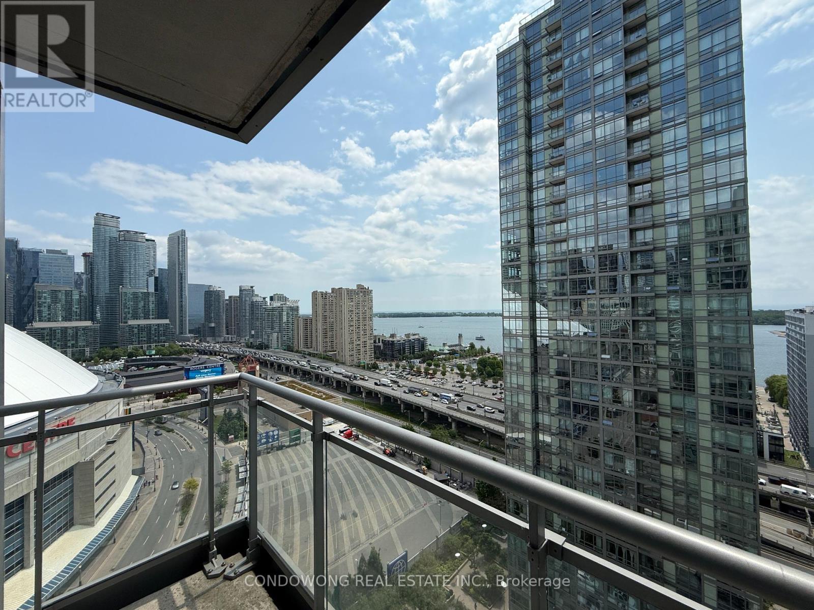 2310 - 3 Navy Wharf Court, Toronto, Ontario  M5V 3V1 - Photo 11 - C12210446