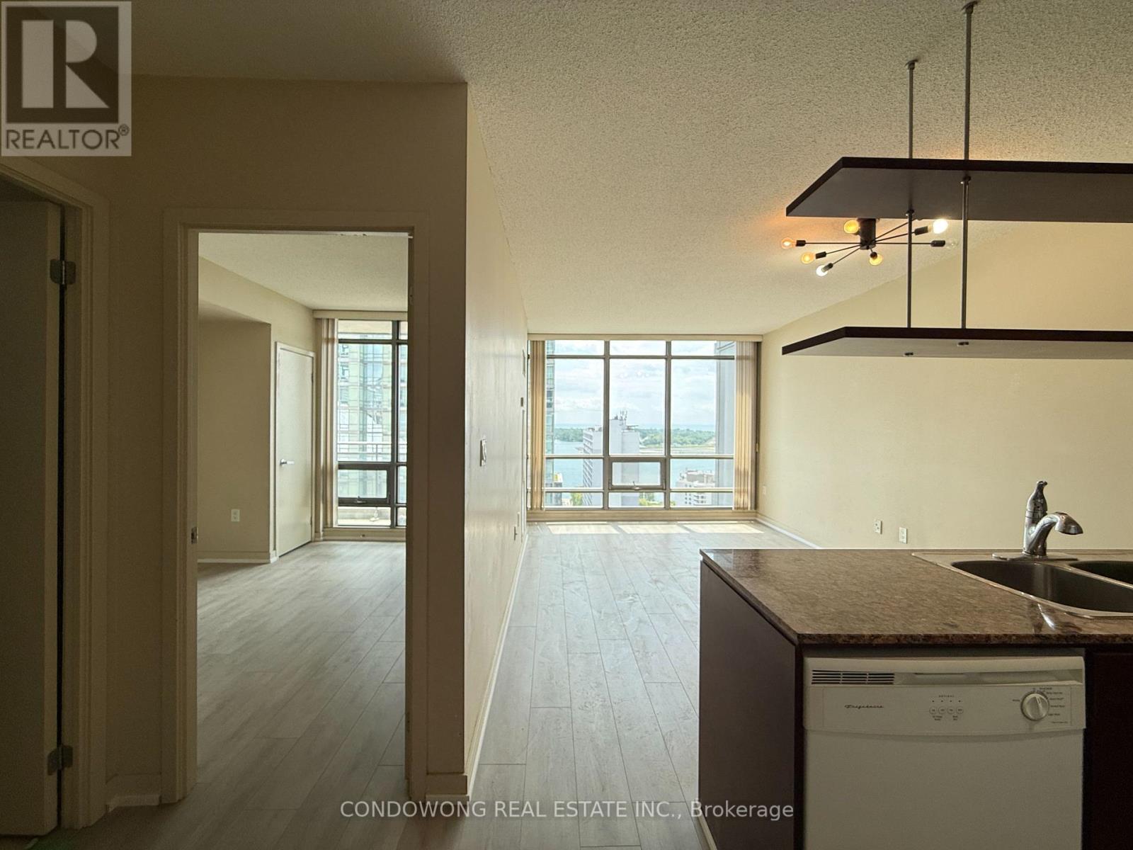 2310 - 3 Navy Wharf Court, Toronto, Ontario  M5V 3V1 - Photo 7 - C12210446