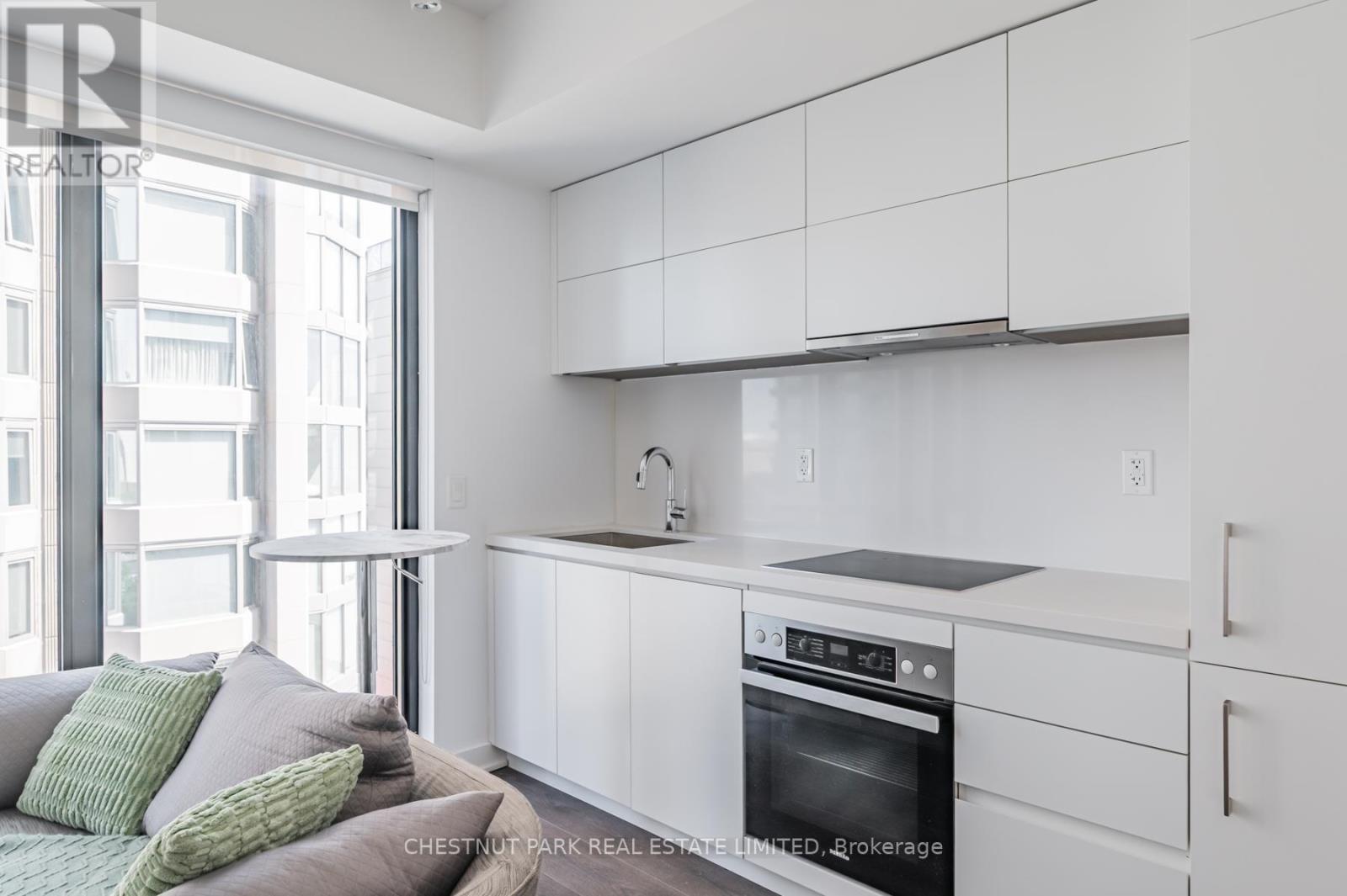 1101 - 188 Cumberland Street, Toronto (Annex), Ontario  M5R 0B6 - Photo 13 - C12210471