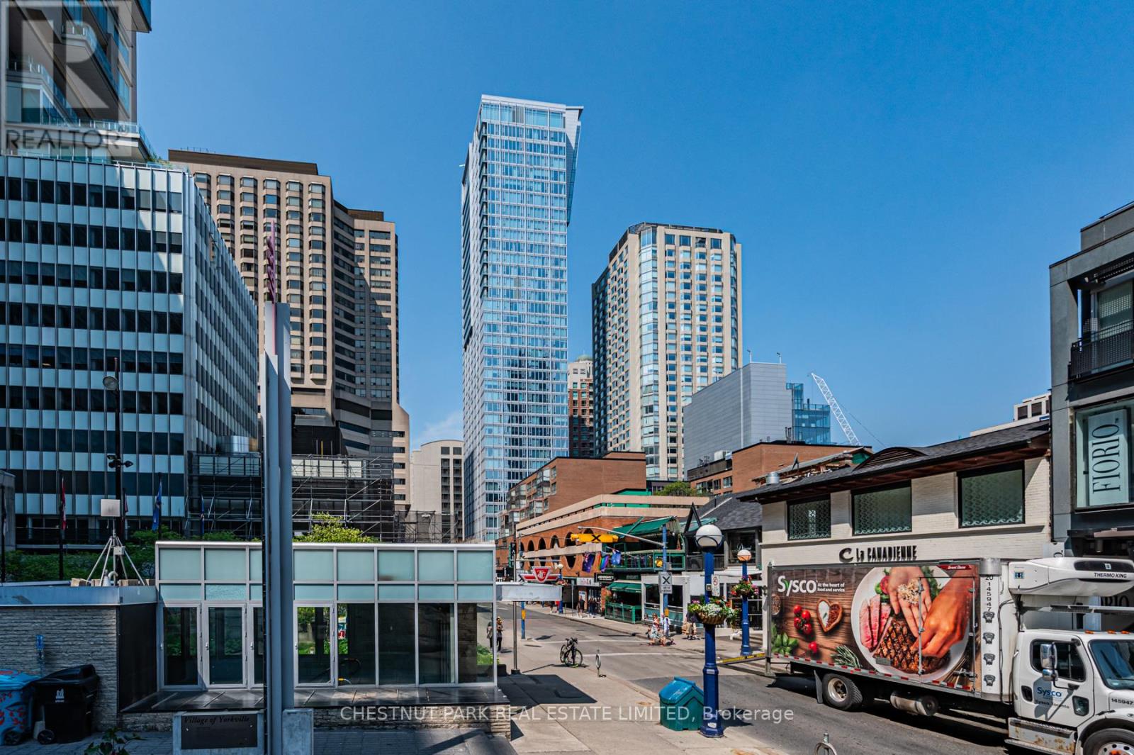 1101 - 188 Cumberland Street, Toronto (Annex), Ontario  M5R 0B6 - Photo 2 - C12210471