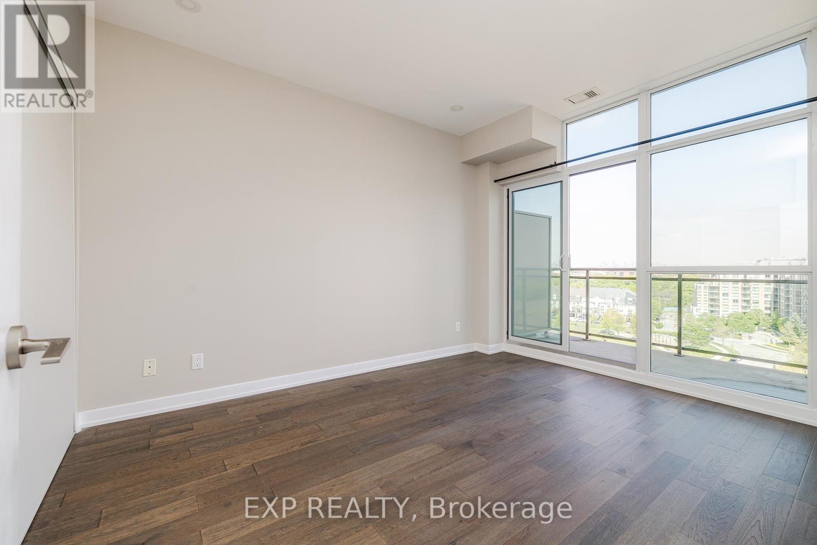 926 - 120 Dallimore Circle, Toronto (Banbury-Don Mills), Ontario  M3C 4J1 - Photo 10 - C12210510