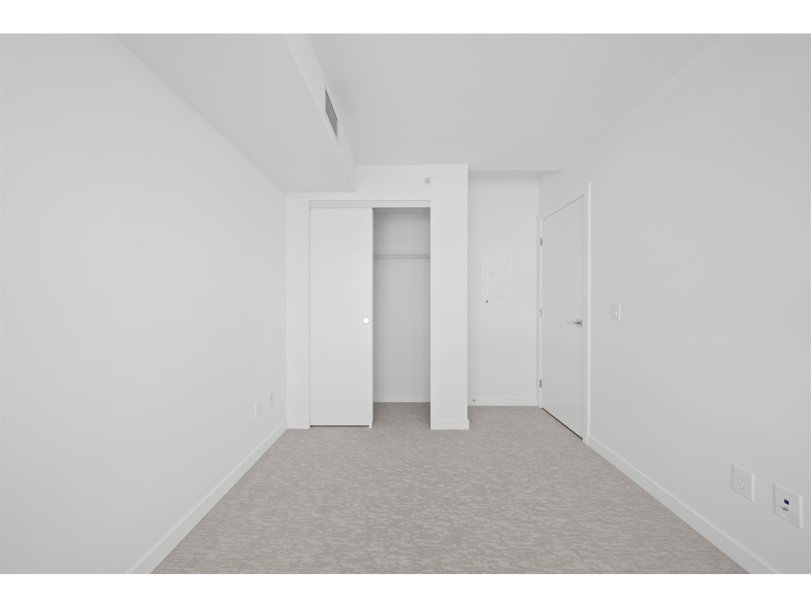 1211 13350 Central Avenue, Surrey, British Columbia  V3T 0S1 - Photo 15 - R3013695