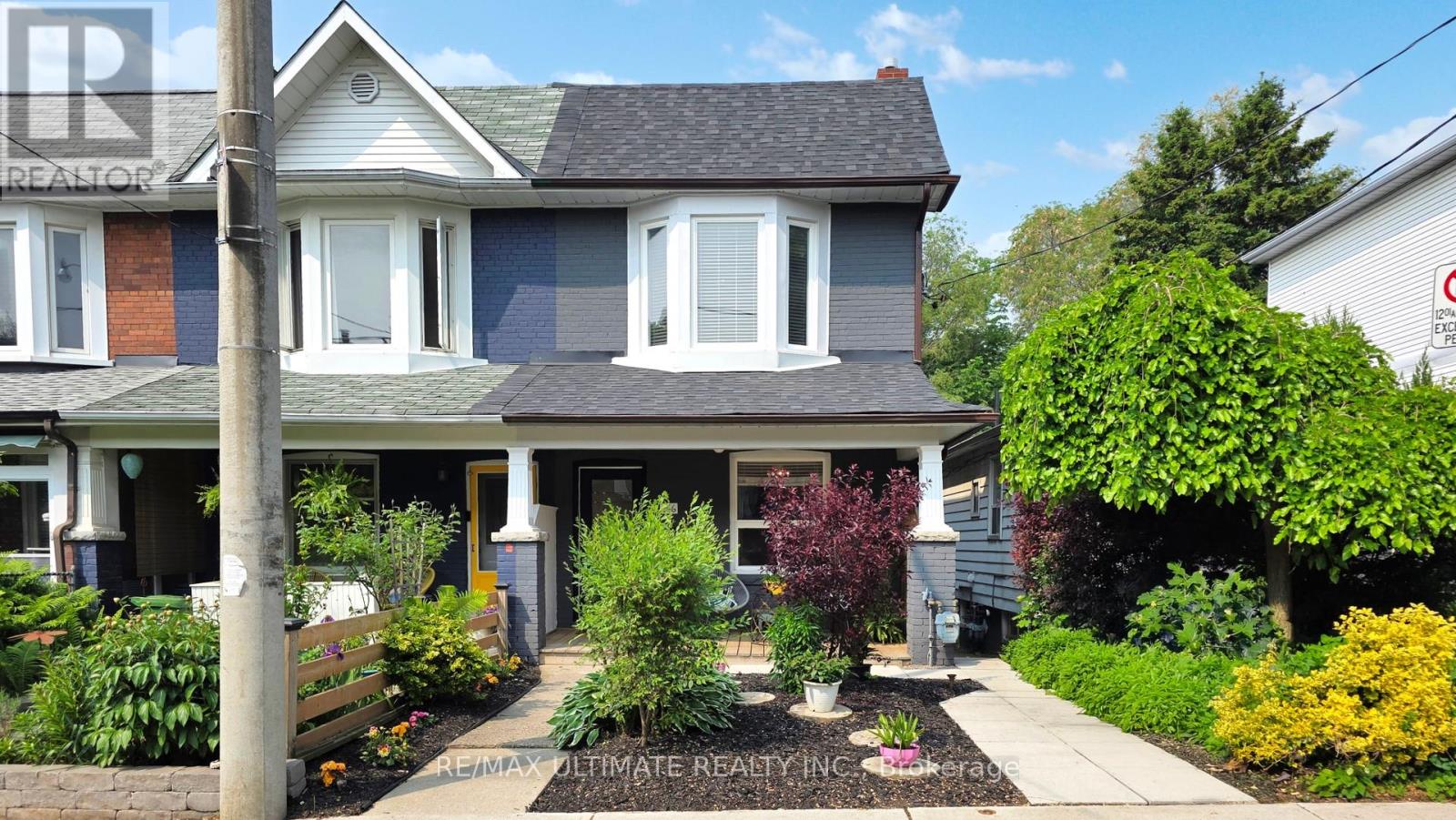 266 Highfield Road, Toronto, Ontario  M4L 2V5 - Photo 2 - E12210466