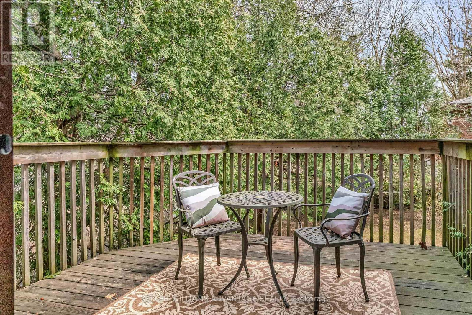 83 Allister Avenue, Toronto, Ontario  M1M 3L6 - Photo 15 - E12210475