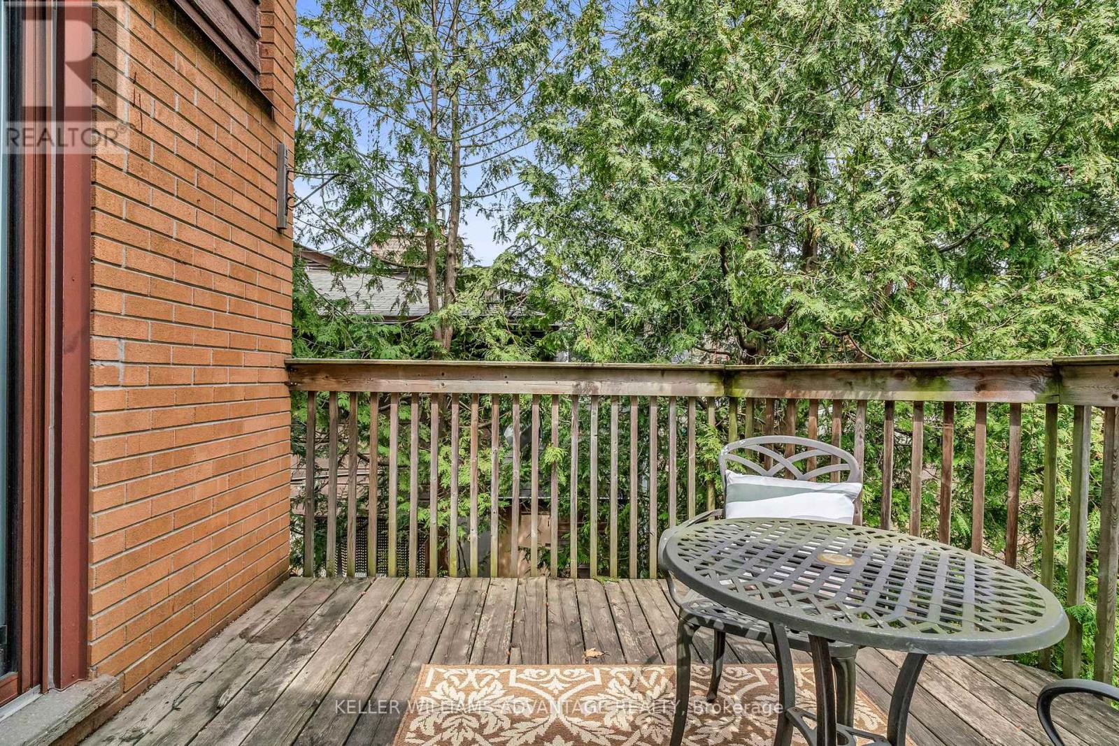 83 Allister Avenue, Toronto, Ontario  M1M 3L6 - Photo 17 - E12210475