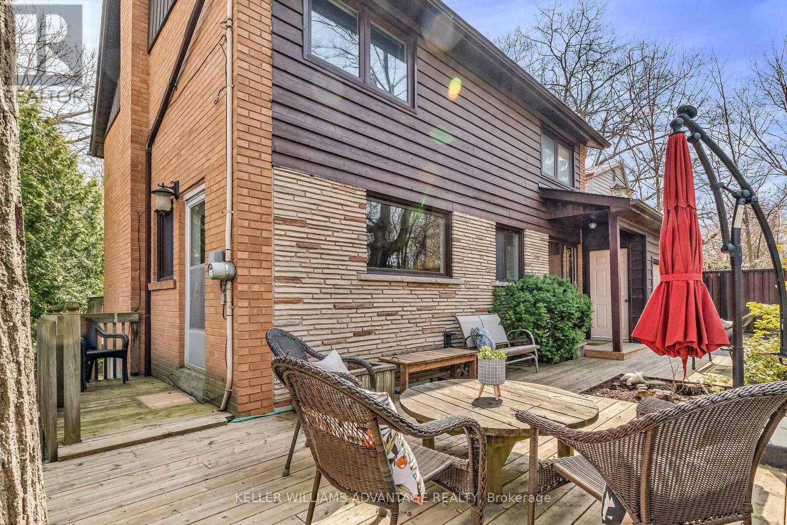 83 Allister Avenue, Toronto, Ontario  M1M 3L6 - Photo 3 - E12210475