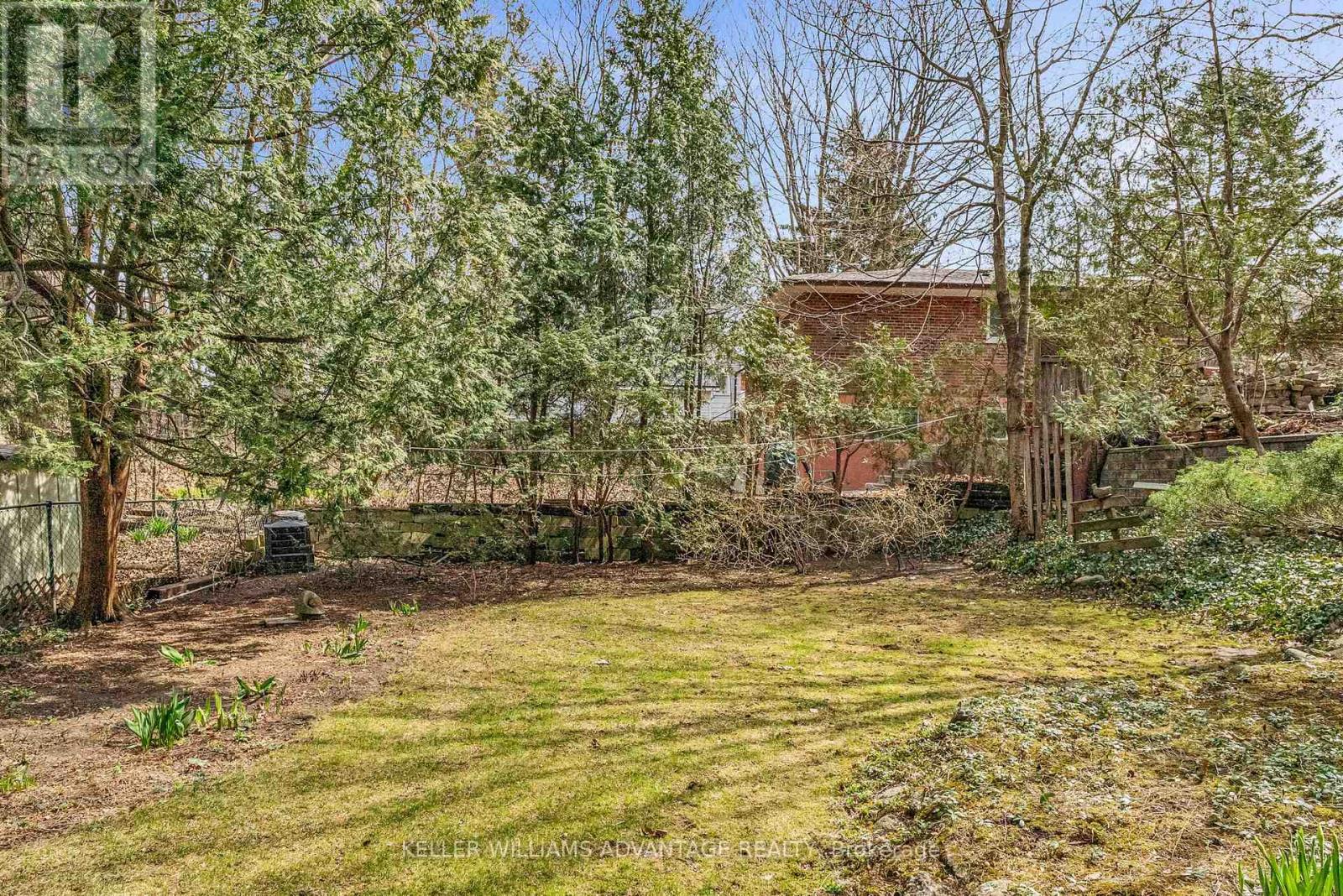 83 Allister Avenue, Toronto, Ontario  M1M 3L6 - Photo 41 - E12210475