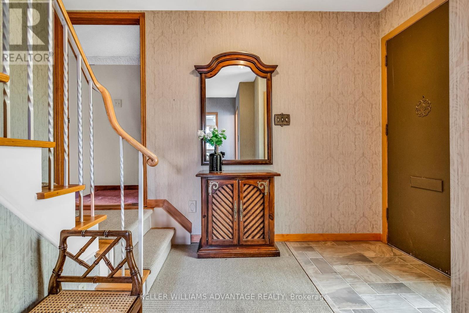 83 Allister Avenue, Toronto, Ontario  M1M 3L6 - Photo 6 - E12210475