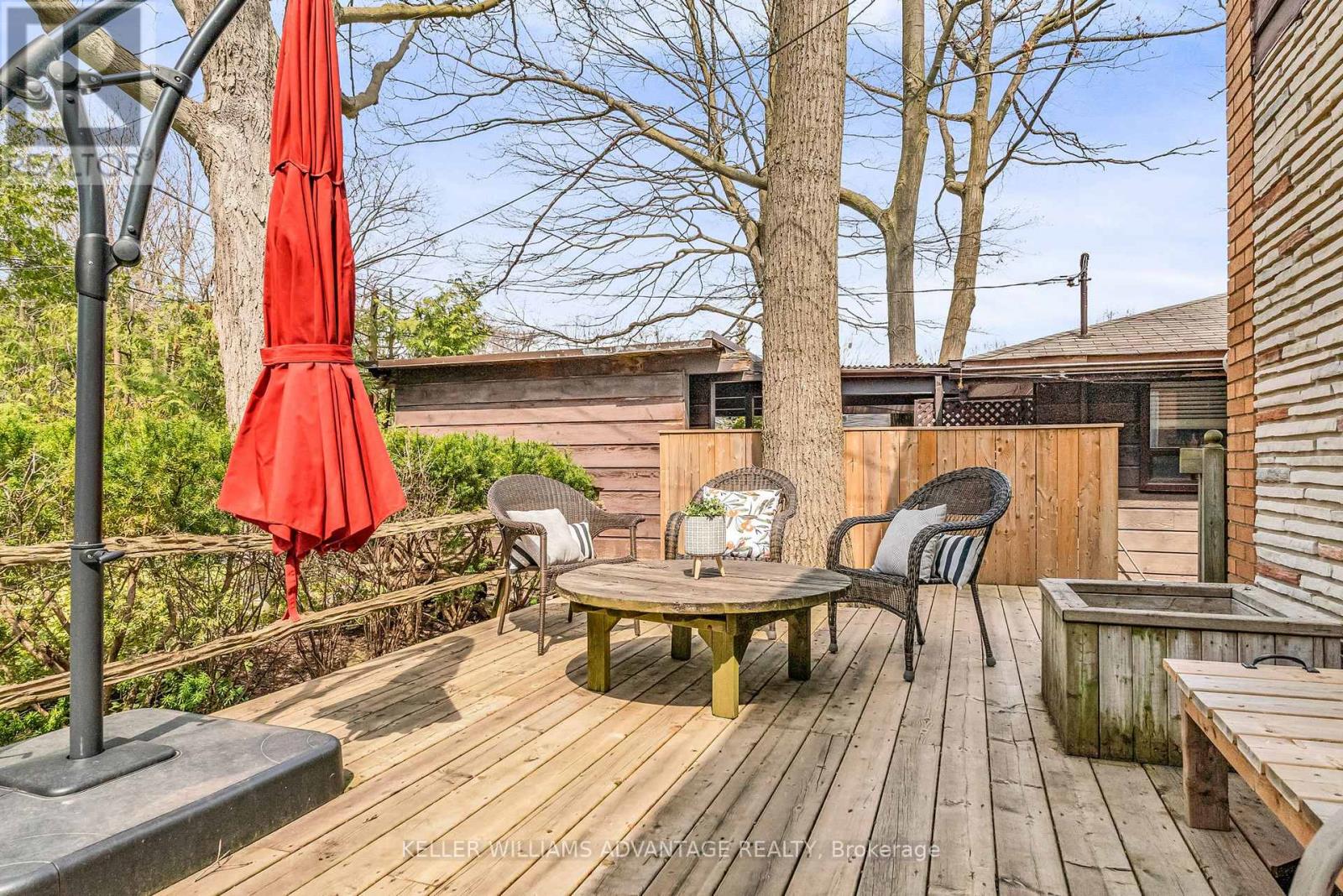 83 Allister Avenue, Toronto, Ontario  M1M 3L6 - Photo 7 - E12210475