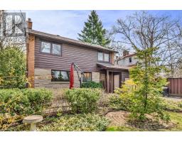 83 ALLISTER AVENUE, Toronto, Ontario