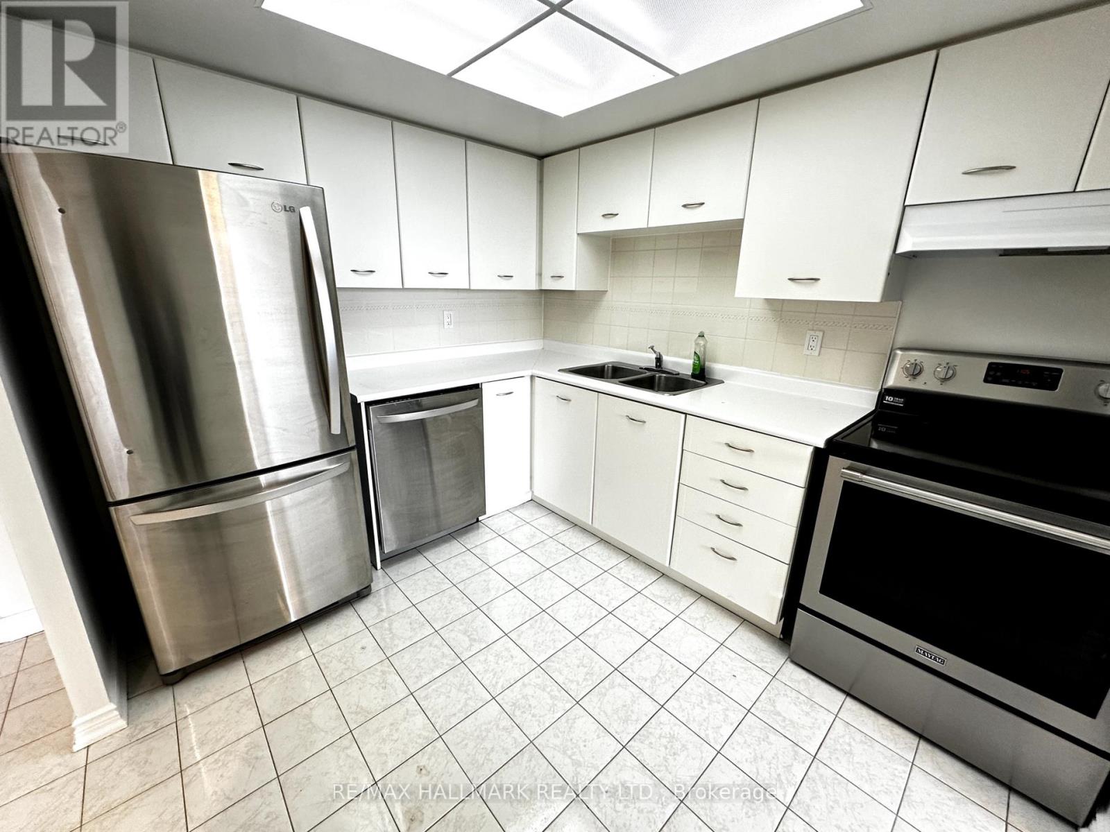 810 - 1093 Kingston Road, Toronto, Ontario  M1N 4E2 - Photo 4 - E12210481