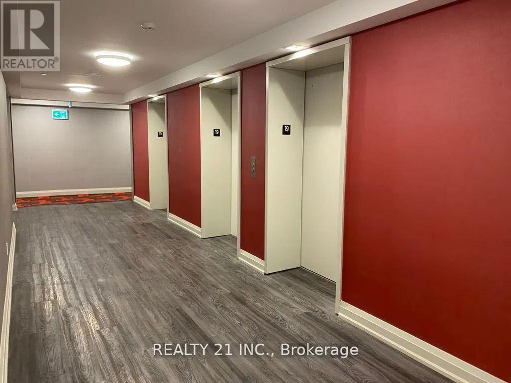 1904 - 20 Meadowglen Place, Toronto, Ontario  M1G 0A9 - Photo 3 - E12210496