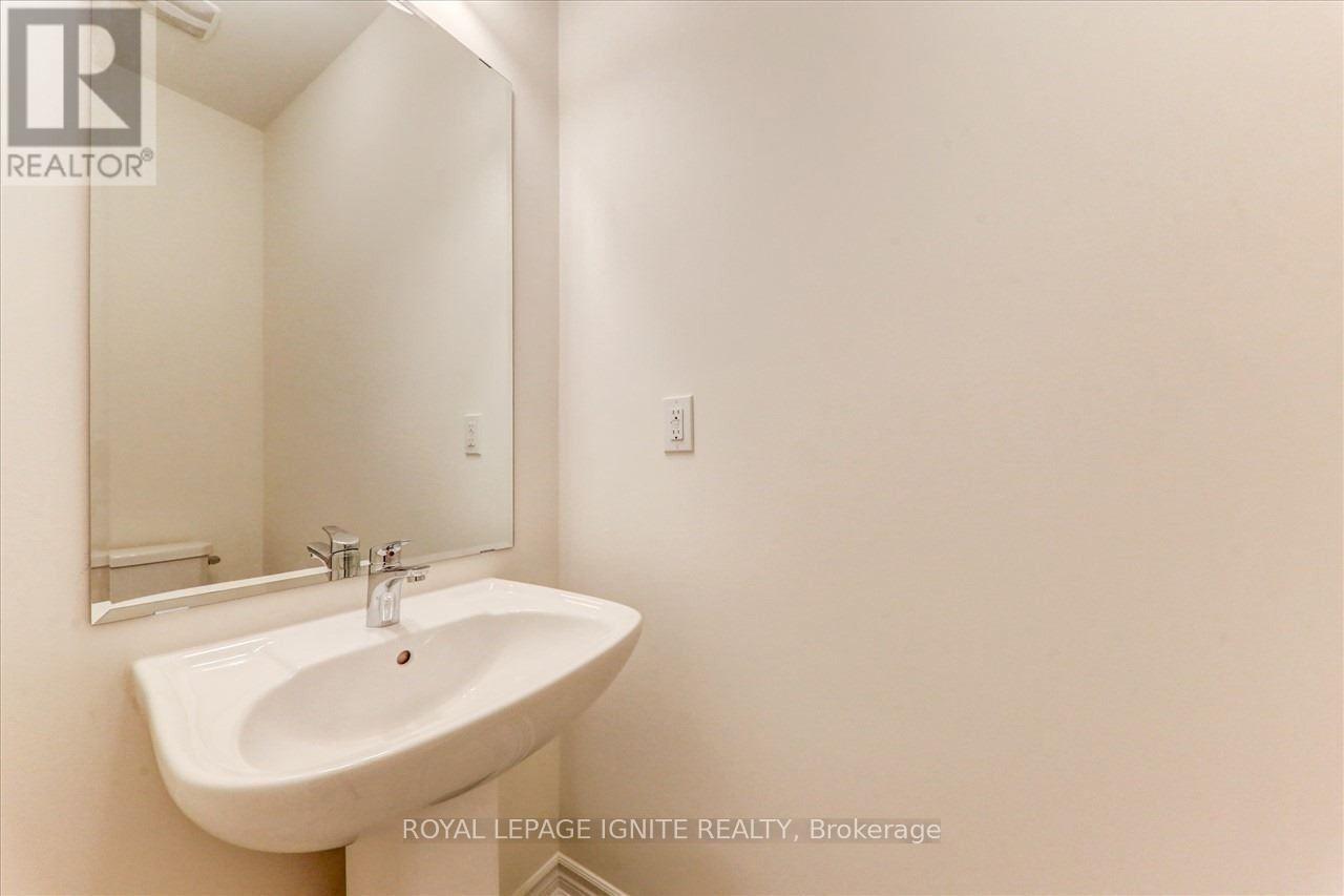 216 Doug Finney Street, Oshawa, Ontario  L1K 3G3 - Photo 13 - E12210514