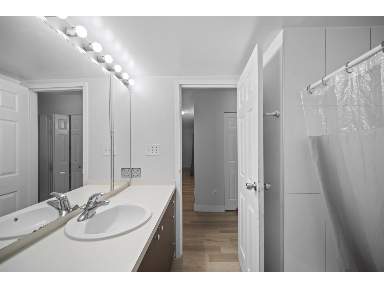 214 33400 Bourquin Place, Abbotsford, British Columbia  V2S 5G3 - Photo 10 - R3013724
