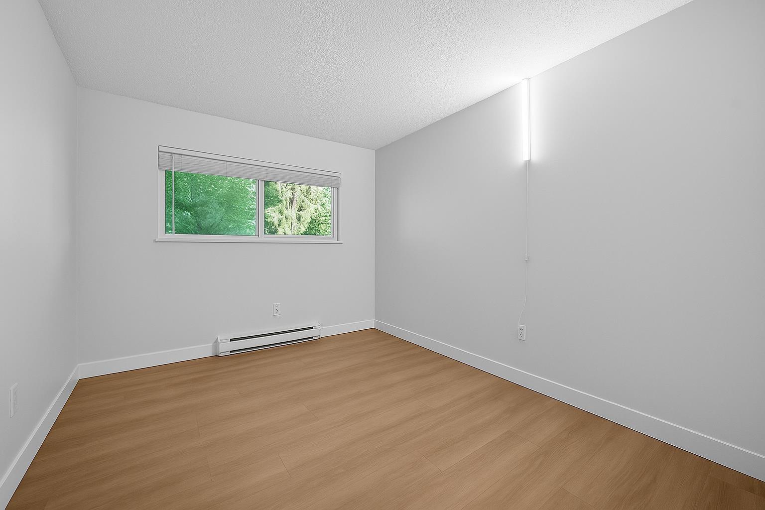 214 33400 Bourquin Place, Abbotsford, British Columbia  V2S 5G3 - Photo 3 - R3013724
