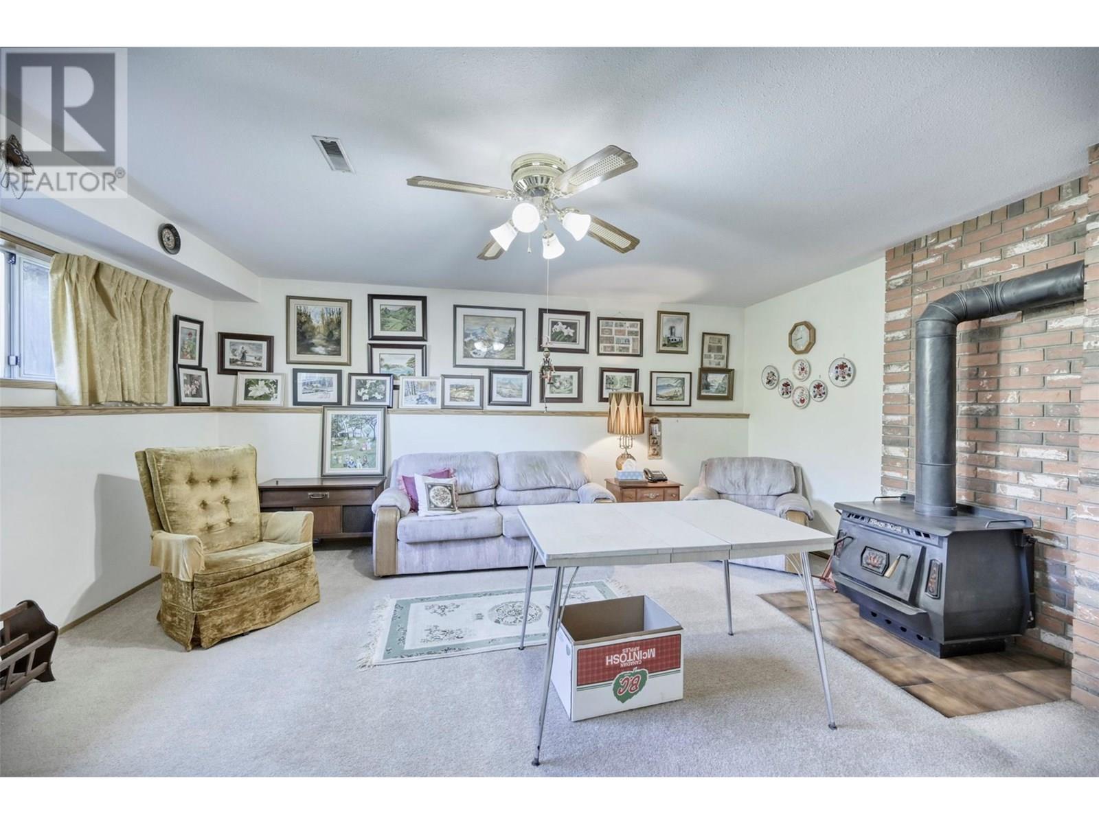2507 30th Avenue, Osoyoos, British Columbia  V0H 1V6 - Photo 10 - 10351407