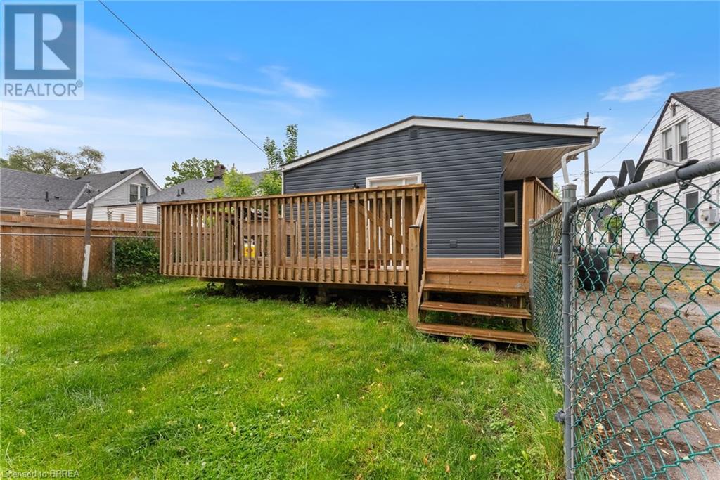 127 Wilkes Street, Brantford, Ontario  N3T 4W4 - Photo 30 - 40738830