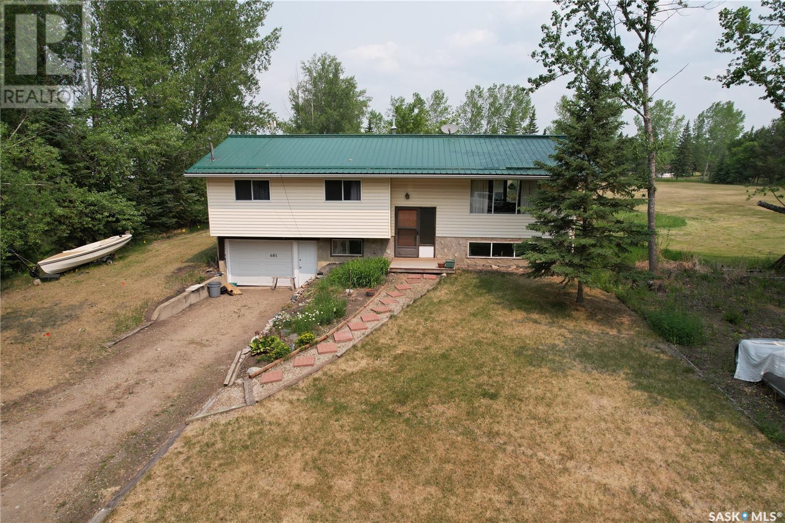681 Mcleod Street, Buckland Rm No. 491, Saskatchewan  S6V 5R3 - Photo 2 - SK008892