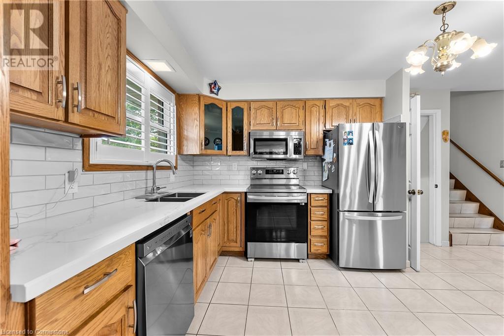 6011 Pitton Road, Niagara Falls, Ontario  L2H 1S2 - Photo 8 - 40739621