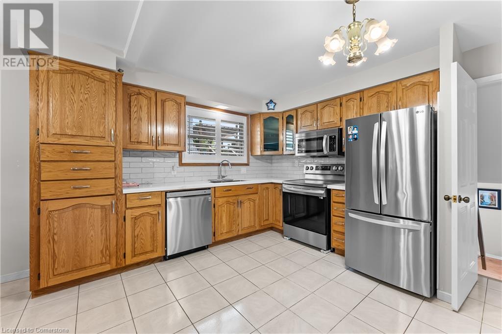 6011 Pitton Road, Niagara Falls, Ontario  L2H 1S2 - Photo 9 - 40739621