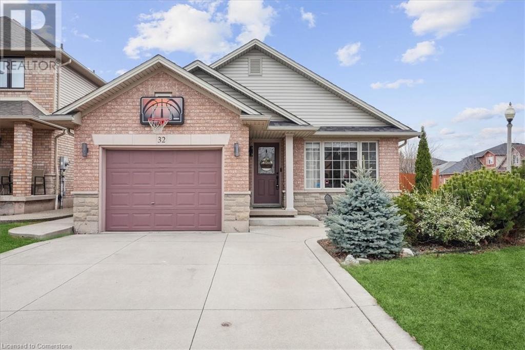 32 SONOMA Lane, stoney creek, Ontario