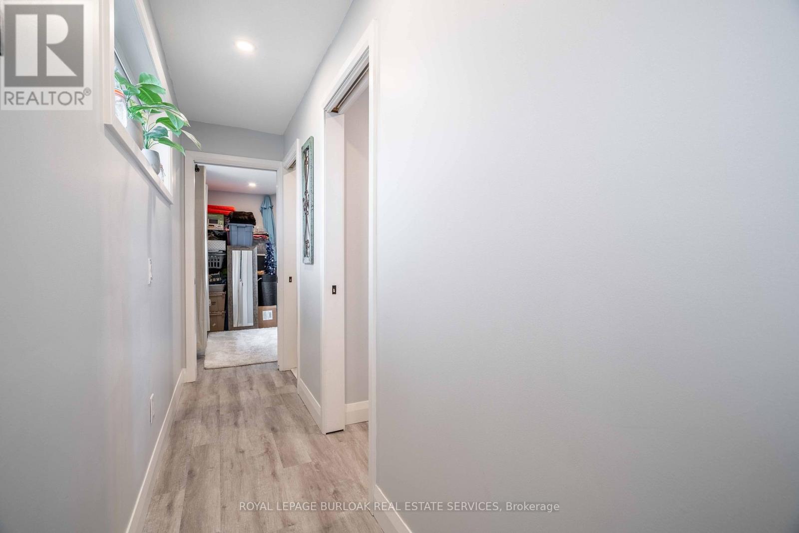 8 Banff Drive, Hamilton, Ontario  L8T 3B5 - Photo 42 - X12052379