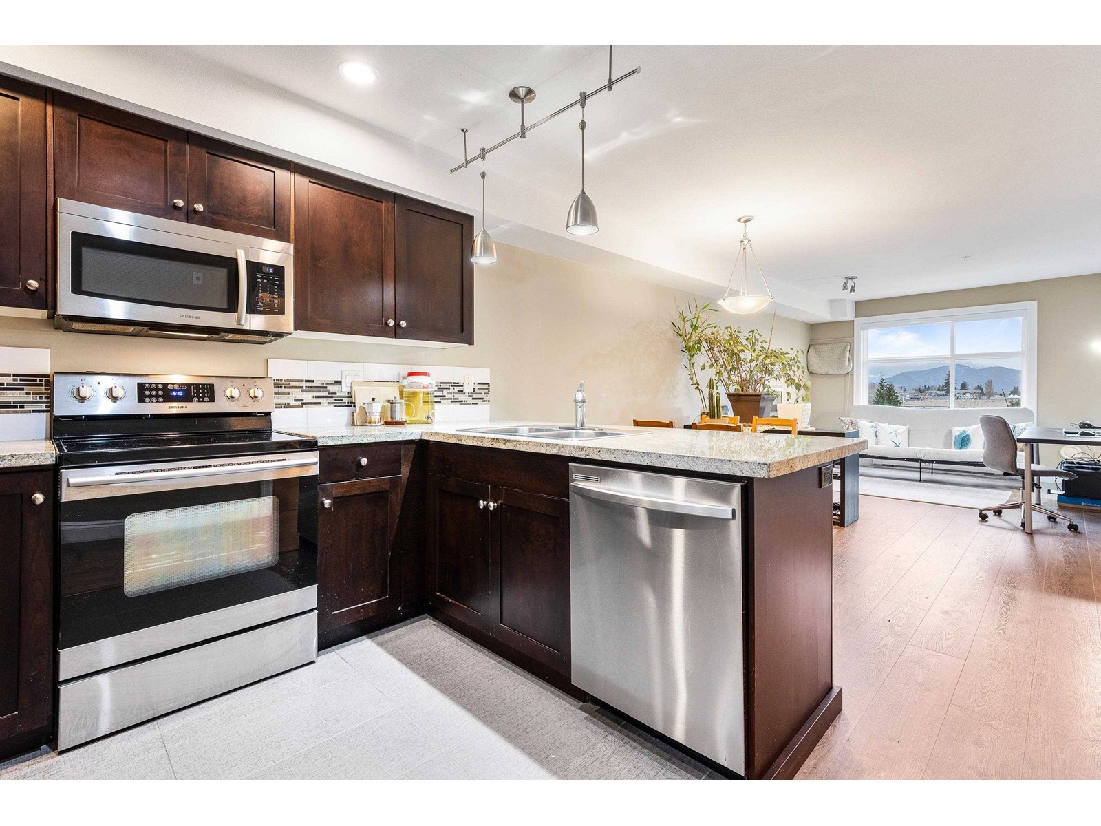 312 45640 Alma Avenue, Vedder Crossing, Chilliwack, British Columbia  V2R 0P8 - Photo 5 - R3013569