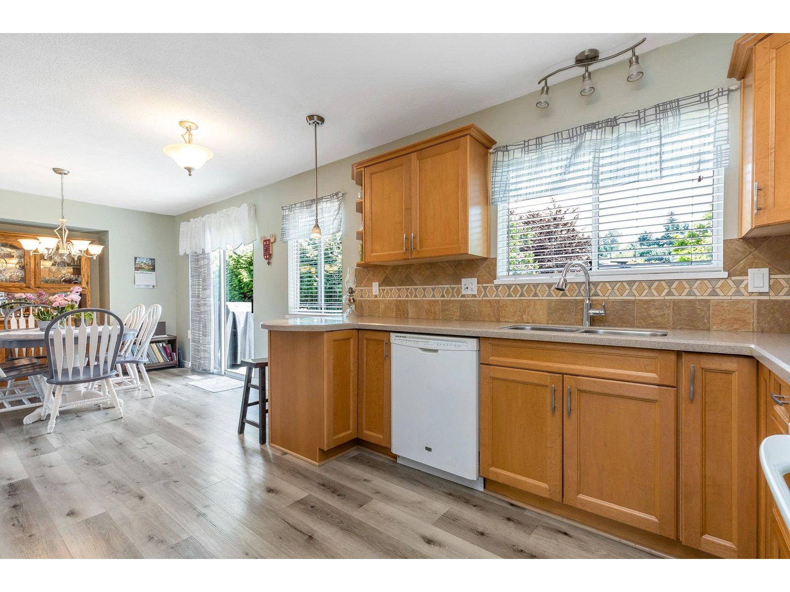 3606 Latimer Street, Abbotsford, British Columbia  V2S 6X4 - Photo 13 - R3013596