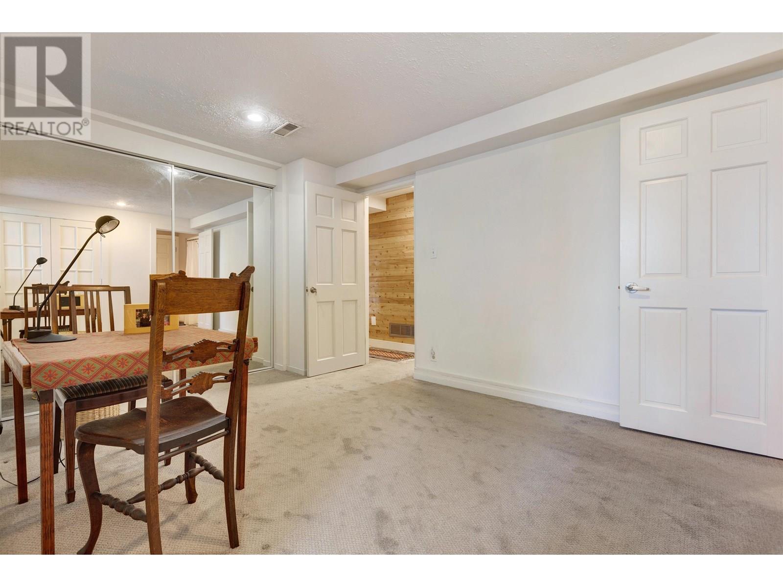 670 Montroyal Boulevard, North Vancouver, British Columbia  V7R 2G3 - Photo 23 - R3009726