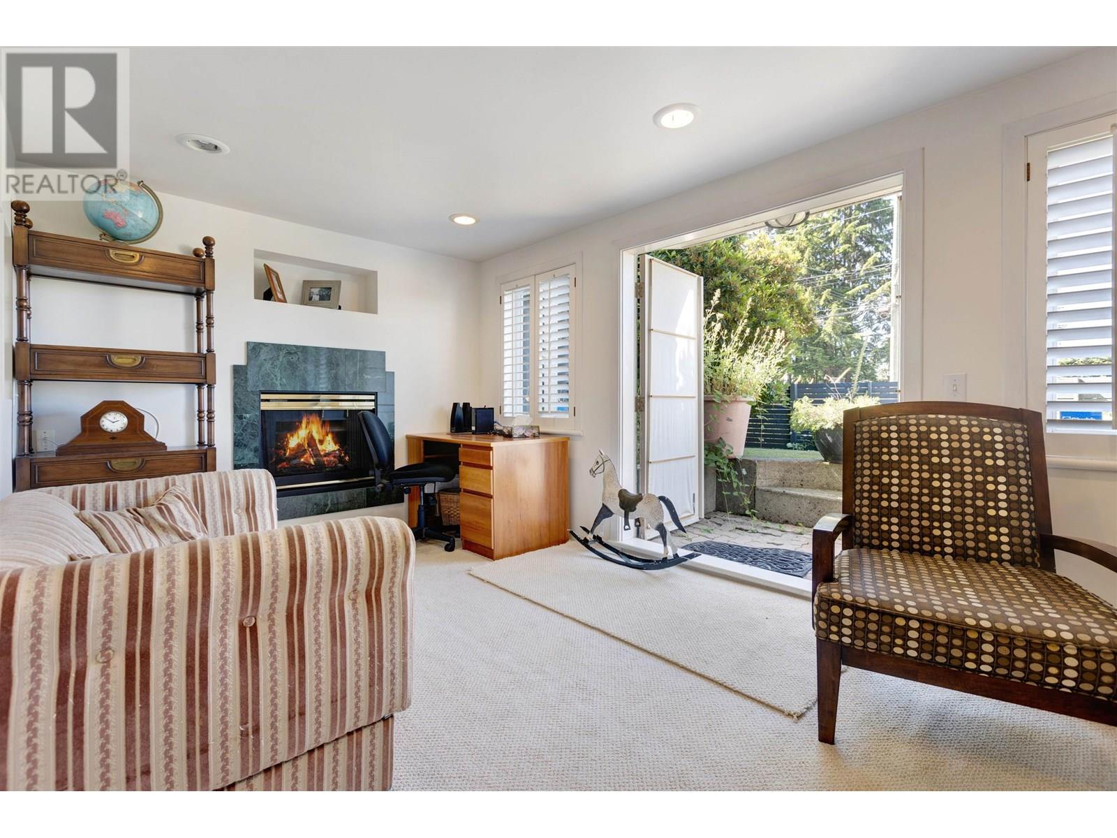 670 Montroyal Boulevard, North Vancouver, British Columbia  V7R 2G3 - Photo 17 - R3009726