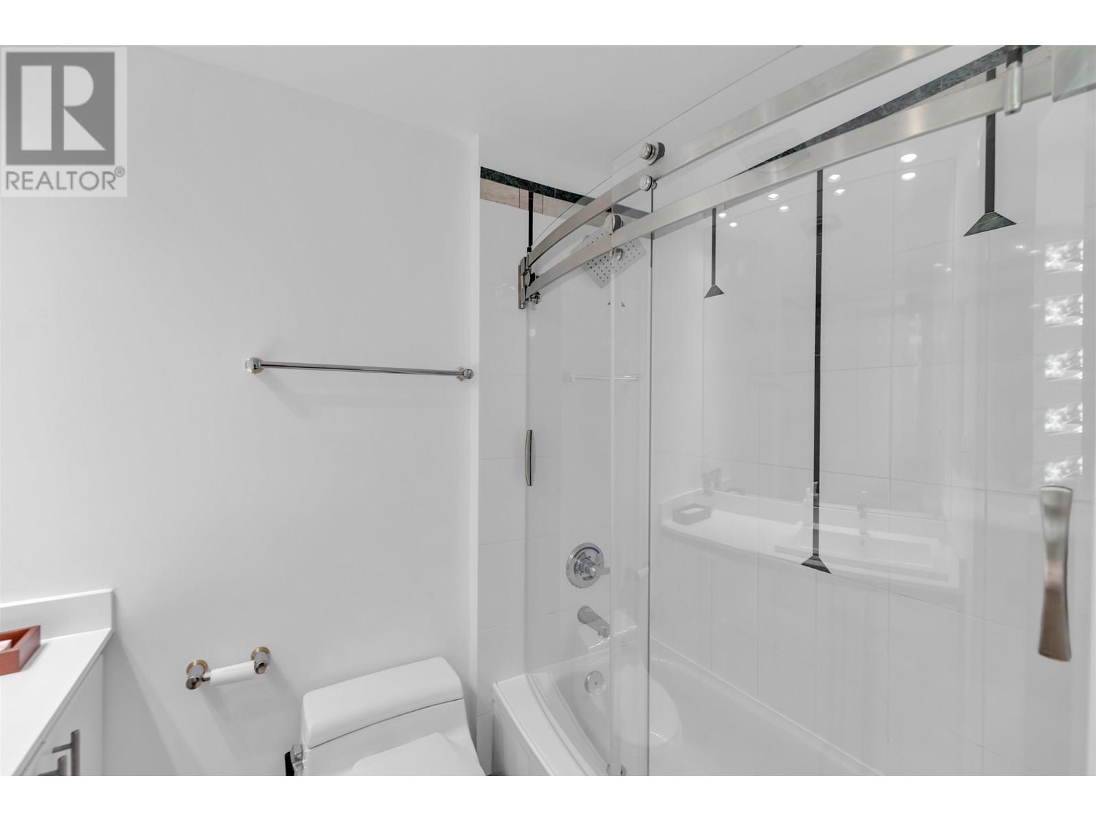 670 Montroyal Boulevard, North Vancouver, British Columbia  V7R 2G3 - Photo 20 - R3009726