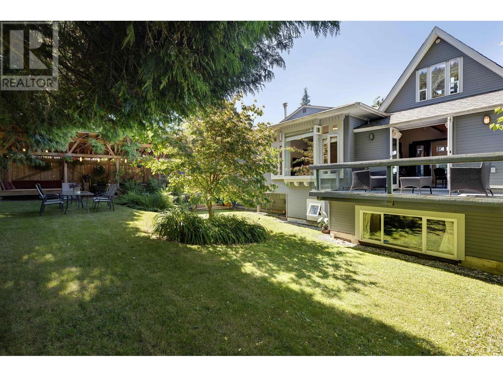 670 Montroyal Boulevard, North Vancouver, British Columbia  V7R 2G3 - Photo 35 - R3009726