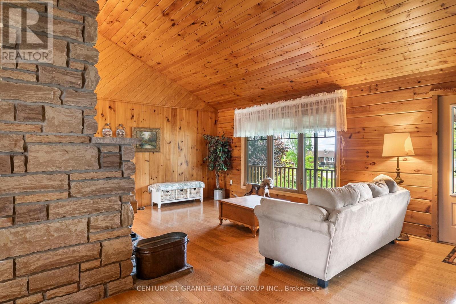 1637 Fort Stewart Road, Carlow/mayo (Carlow Ward), Ontario  K0L 1C0 - Photo 17 - X12210290