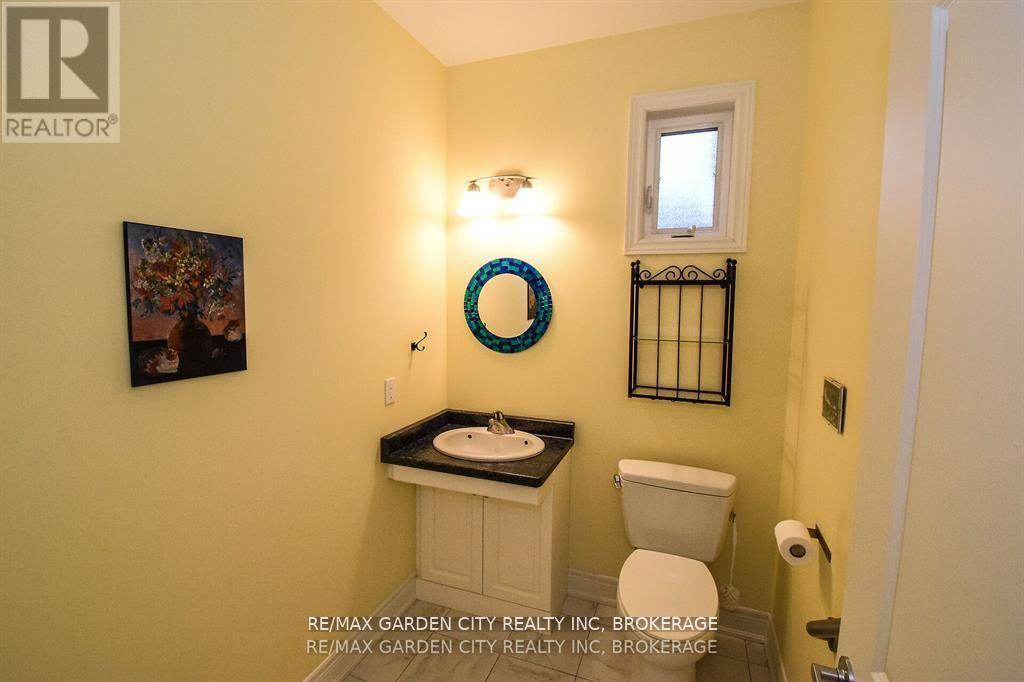 1 - 165 Glendale Avenue, St. Catharines, Ontario  L2T 2K2 - Photo 24 - X12210551