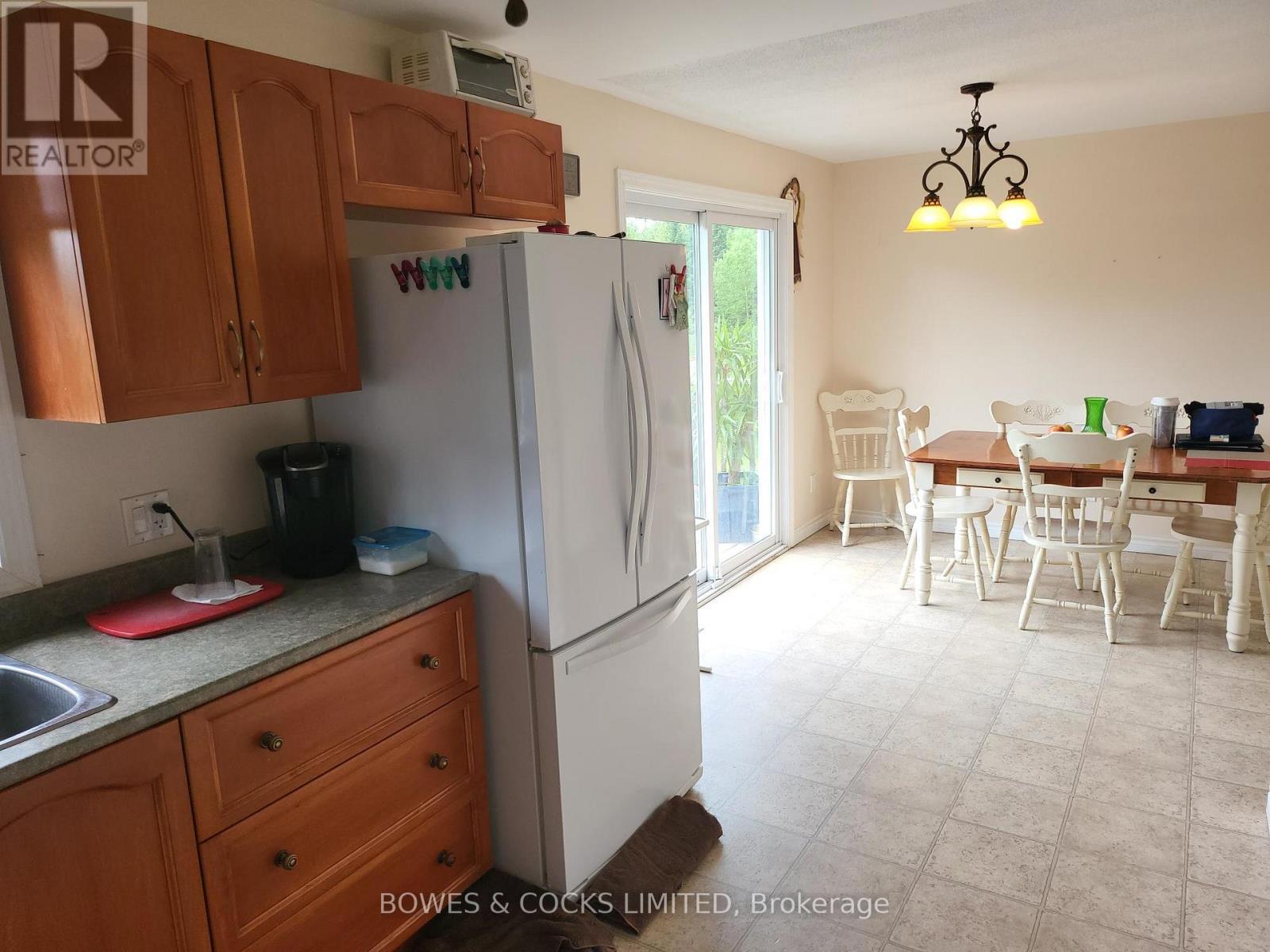 447 Frantz Road, Hastings Highlands, Ontario  K0L 2S0 - Photo 12 - X12208891