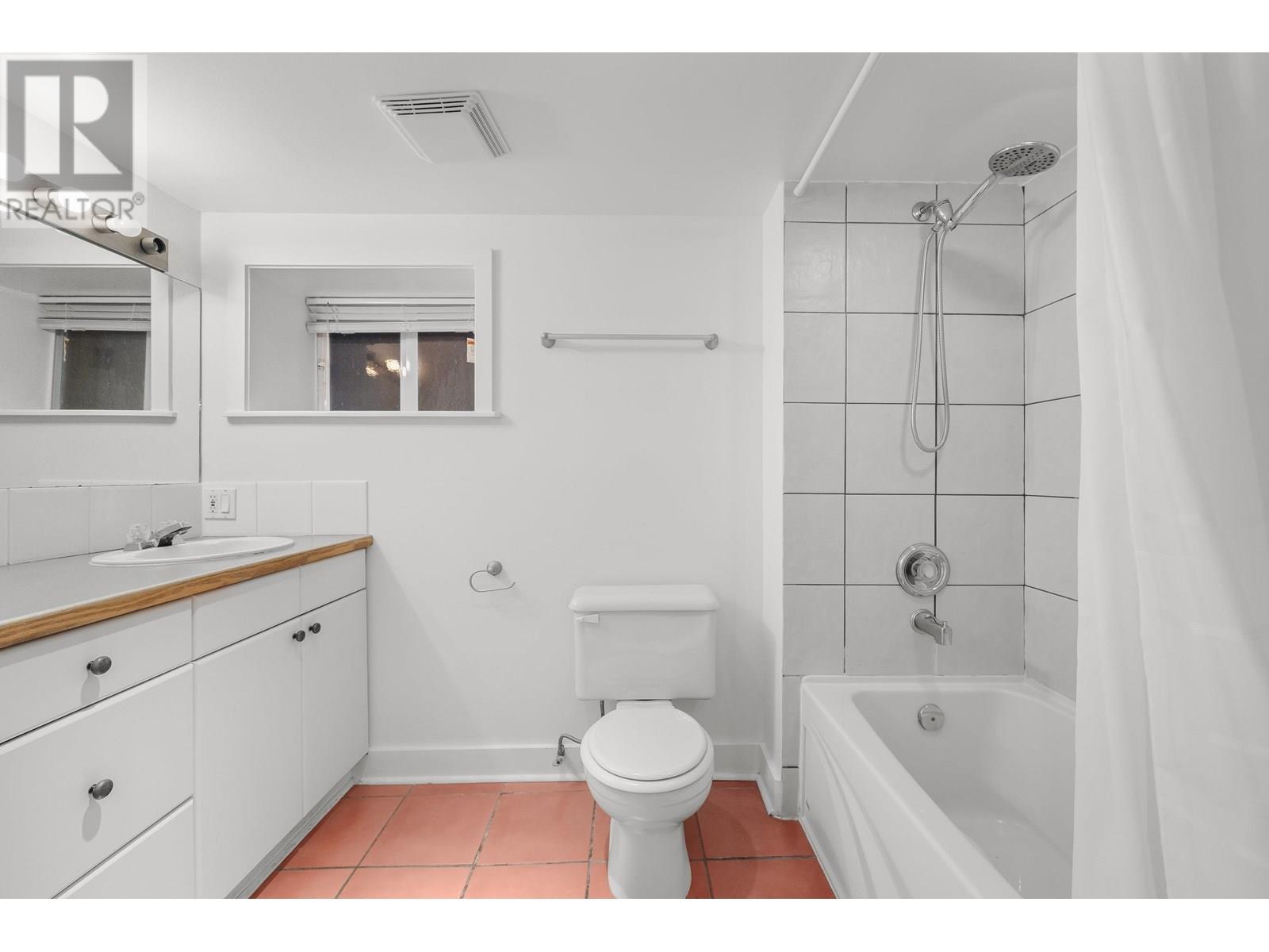 2641 E 5th Avenue, Vancouver, British Columbia  V5M 1N1 - Photo 27 - R3013650