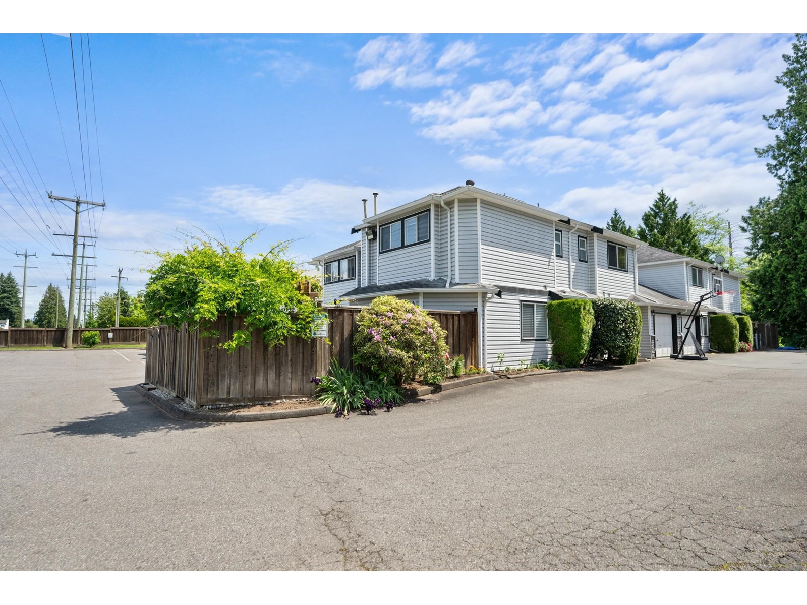 112 9507 208 Street, Langley, British Columbia  V1M 2Z1 - Photo 2 - R3013288