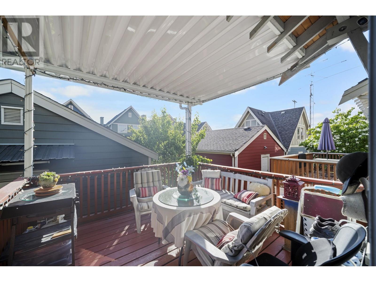 284 Furness Street, New Westminster, British Columbia  V3M 0B4 - Photo 9 - R3013664