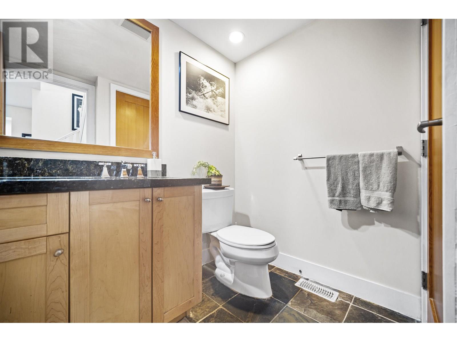 284 Furness Street, New Westminster, British Columbia  V3M 0B4 - Photo 19 - R3013664