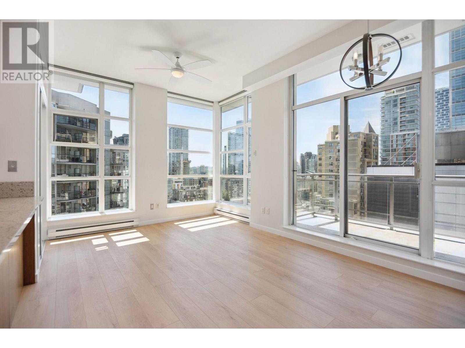 1206 1205 Howe Street, Vancouver, British Columbia  V6Z 0B2 - Photo 2 - R3012746