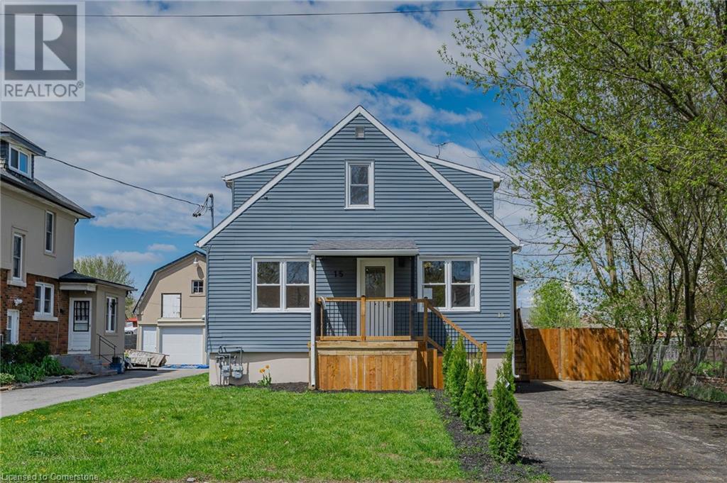 15 Mccain Street, Port Colborne, Ontario  L3K 3P7 - Photo 1 - 40736798