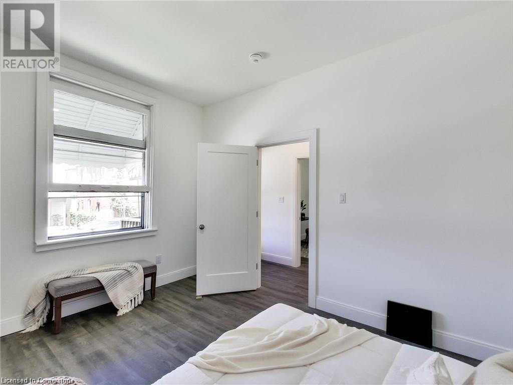 54 Fairview Avenue, Hamilton, Ontario  L8L 7B6 - Photo 9 - 40738951