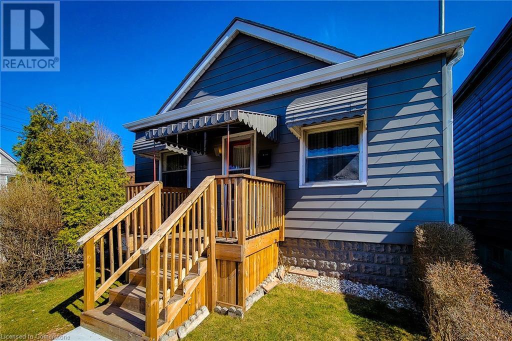 54 Fairview Avenue, Hamilton, Ontario  L8L 7B6 - Photo 3 - 40738951