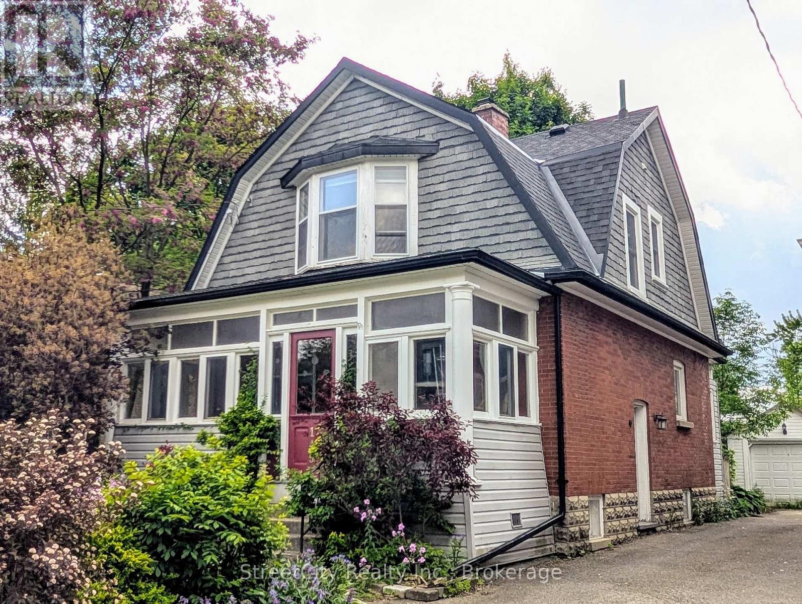 145 CALEDONIA STREET, Stratford, Ontario