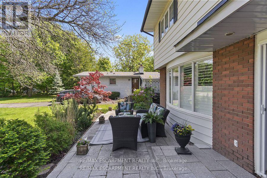 Property at 516 FALGARWOOD DRIVE image 4