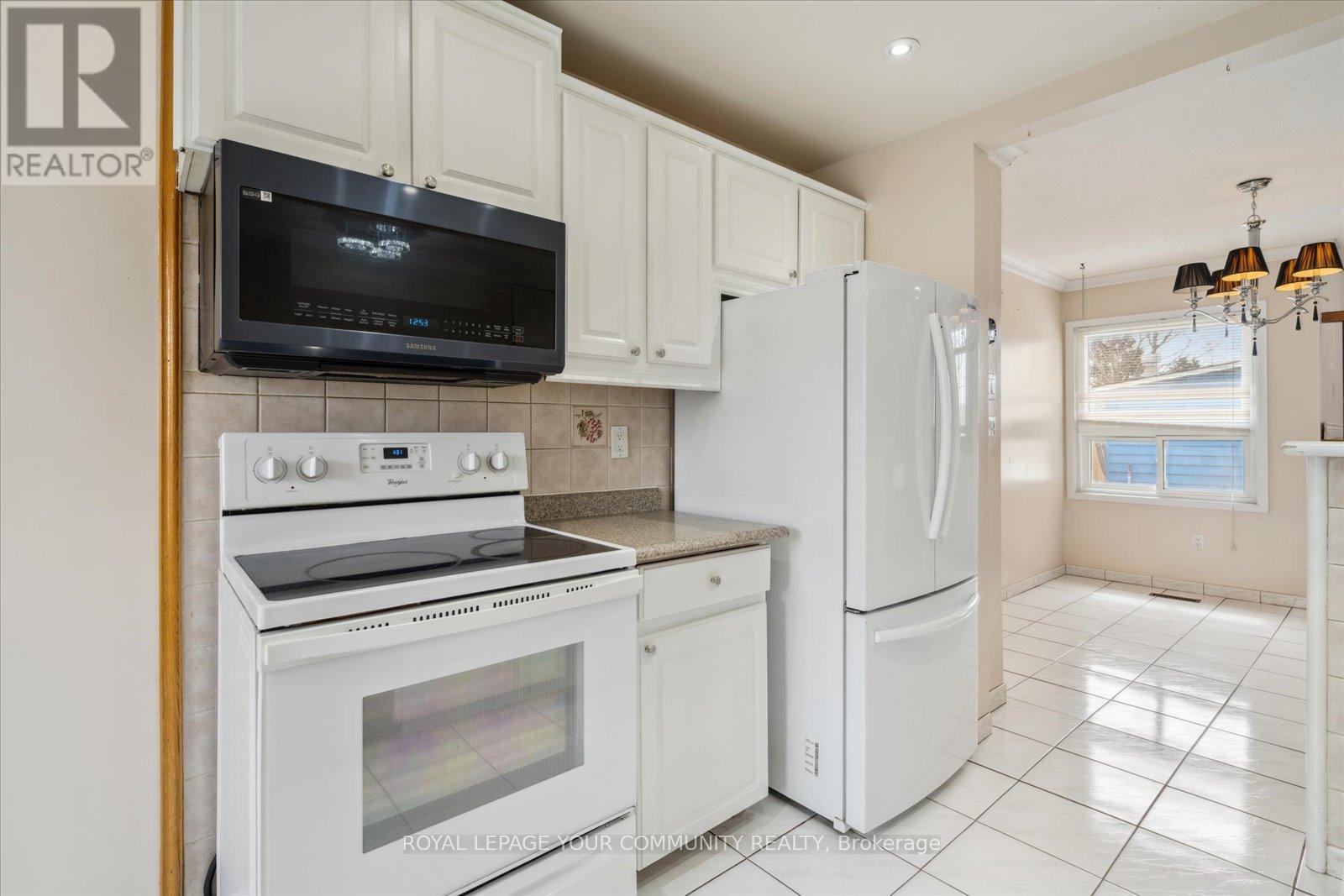 20 Histon Crescent, Brampton, Ontario  L6V 3R1 - Photo 11 - W12210513