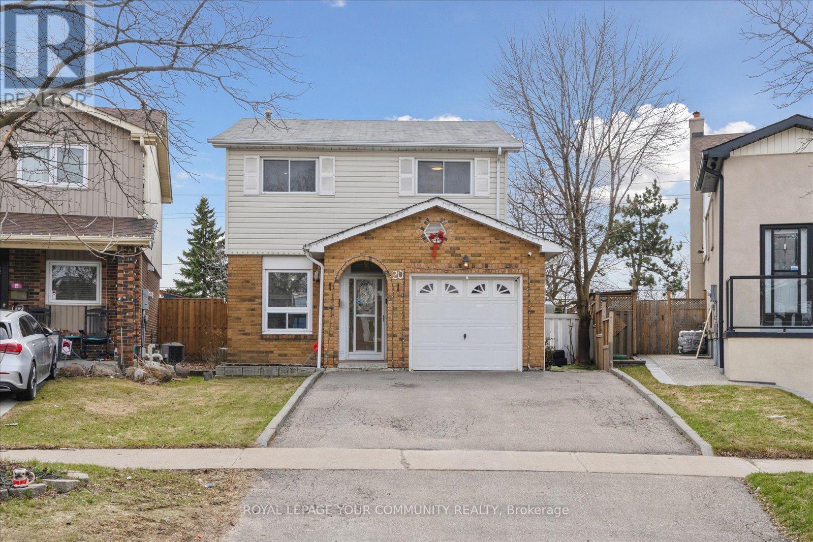 20 Histon Crescent, Brampton, Ontario  L6V 3R1 - Photo 2 - W12210513