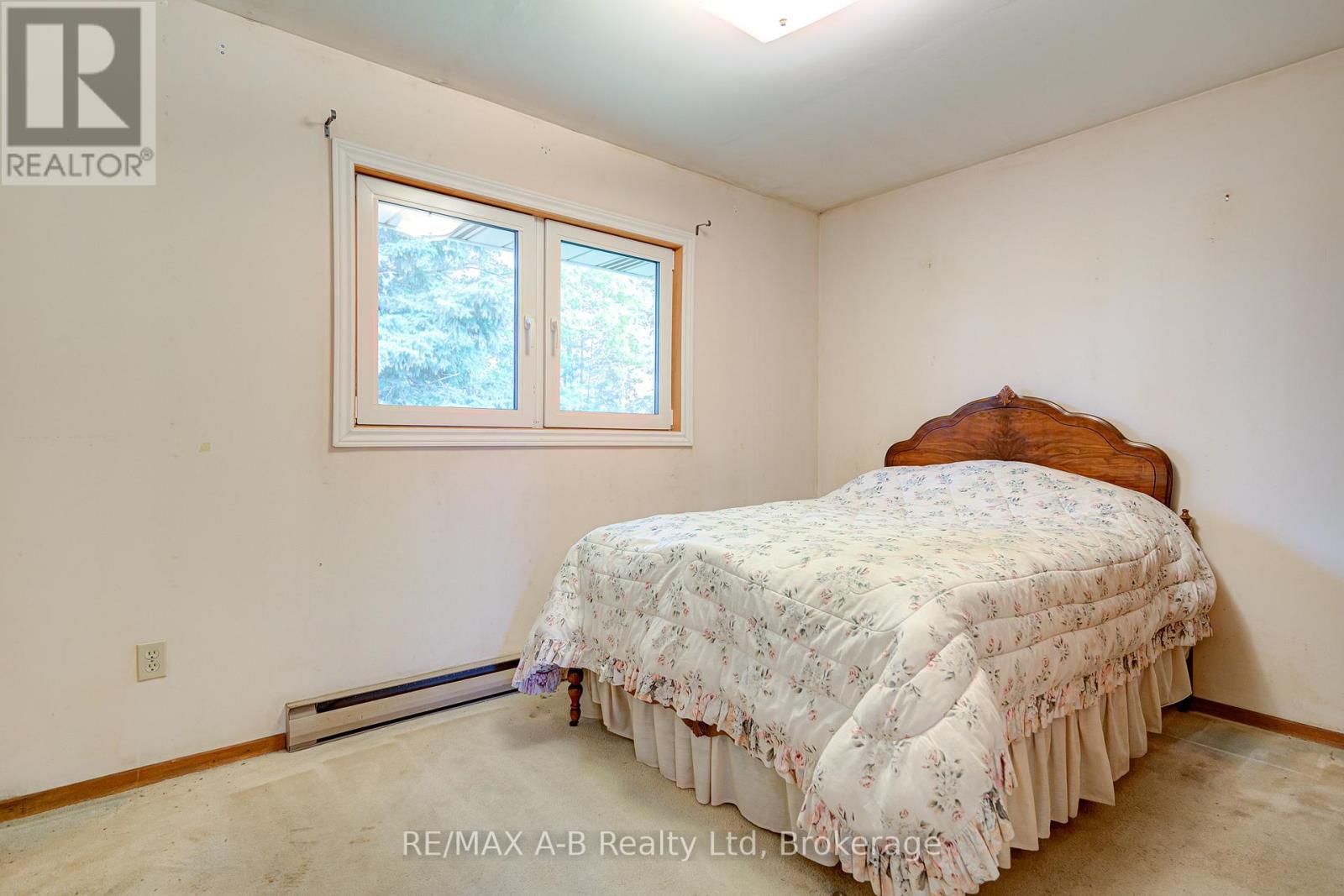 190 Avonton Road, Perth South, Ontario  N5A 6S6 - Photo 22 - X12210630