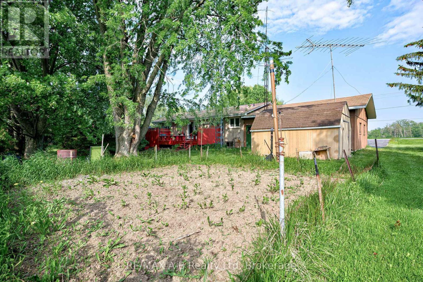 190 Avonton Road, Perth South, Ontario  N5A 6S6 - Photo 50 - X12210630