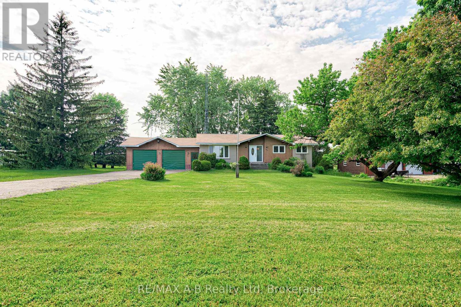 190 Avonton Road, Perth South, Ontario  N5A 6S6 - Photo 6 - X12210630
